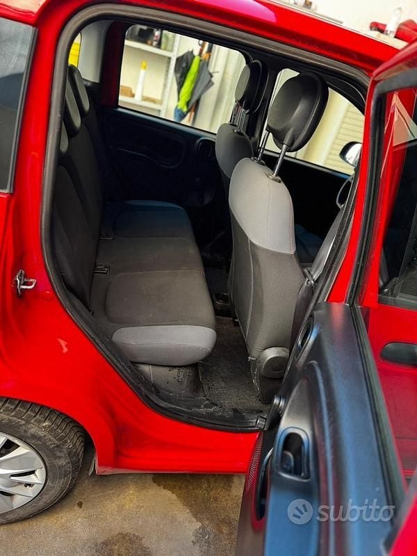 Usata Fiat Panda 69 CV (50 kW) 2016 Rosso Berlina