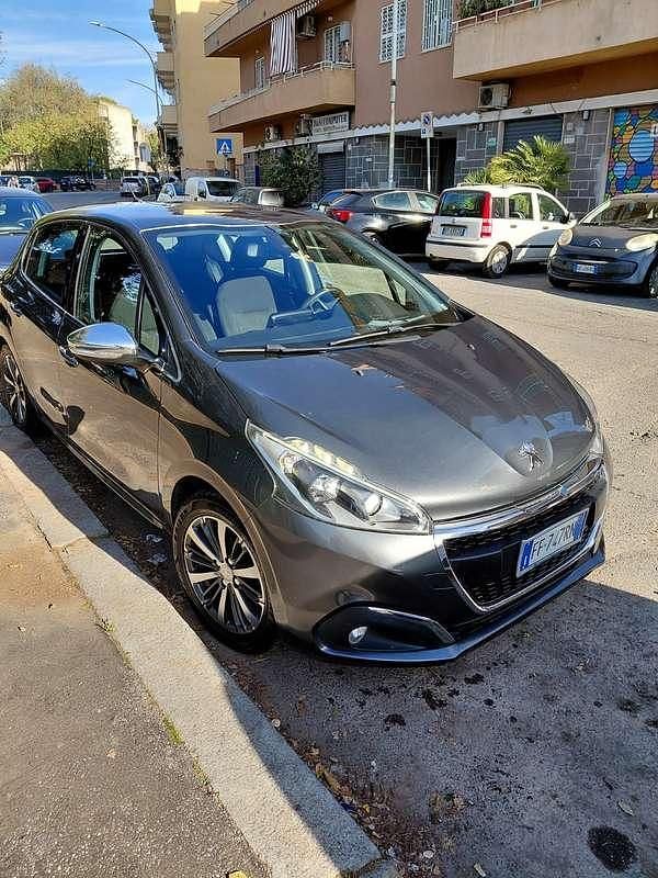 Usata Peugeot 208 Allure 82 CV (60 kW) 2016 Utilitaria