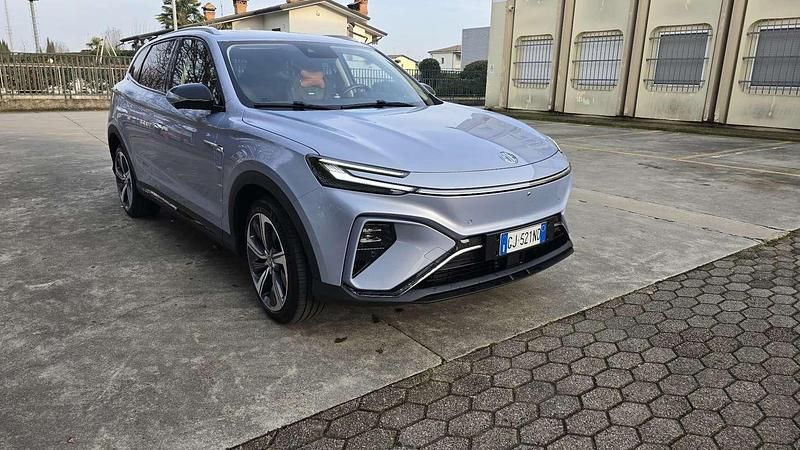 Usata MG Marvel R Luxury 131 kW (179 CV) 2022 SUV