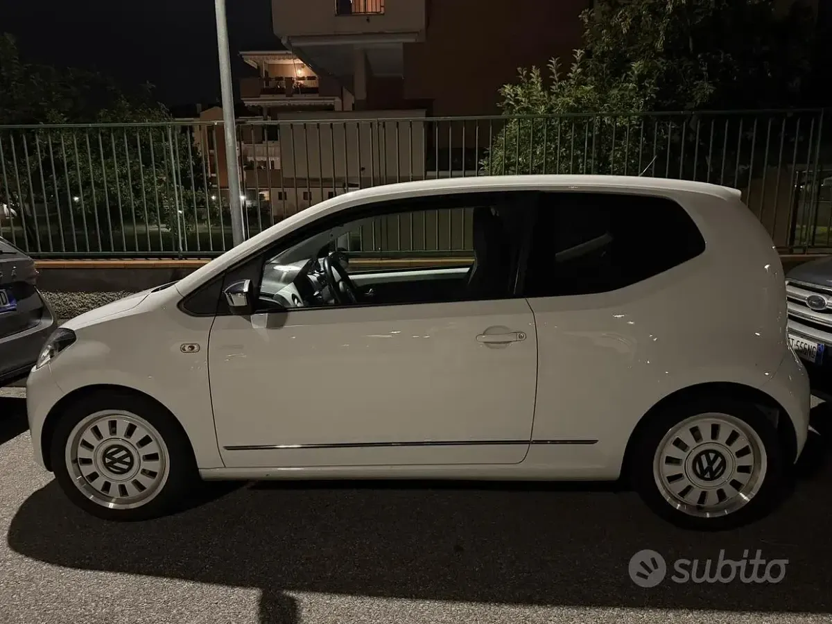 Usata VW up! 60 CV (44 kW) 2012 Bianco Utilitaria