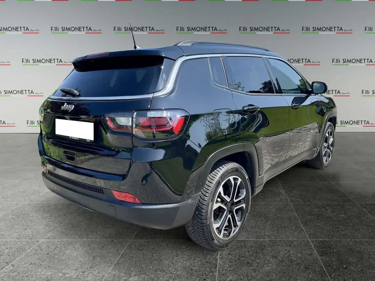 Usata Jeep Compass Limited 131 CV (96 kW) 2022 Nero SUV