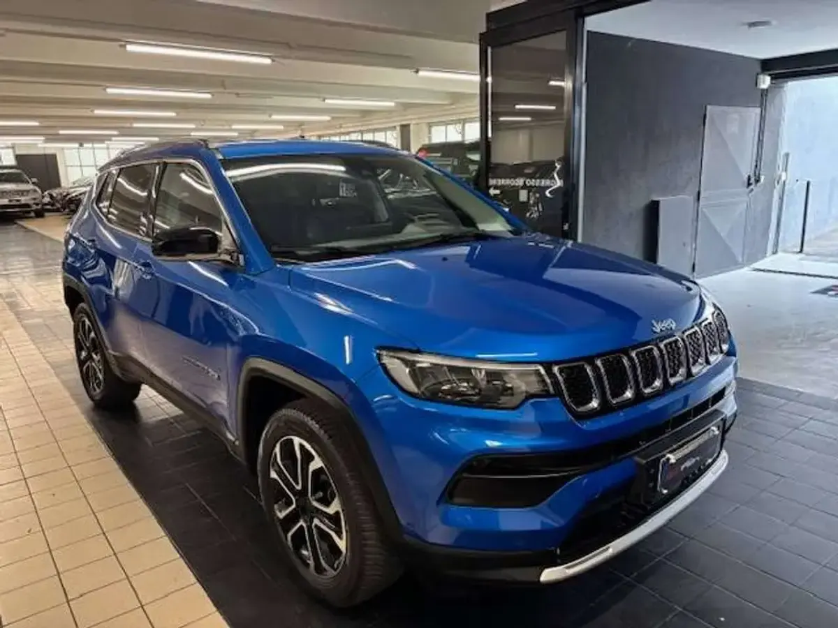 Usata Jeep Compass Limited 131 CV (96 kW) 2022 Blu/azzurro SUV