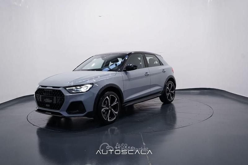 Nuova Audi A1 Design 116 CV (85 kW) 2026 Gray Berlina