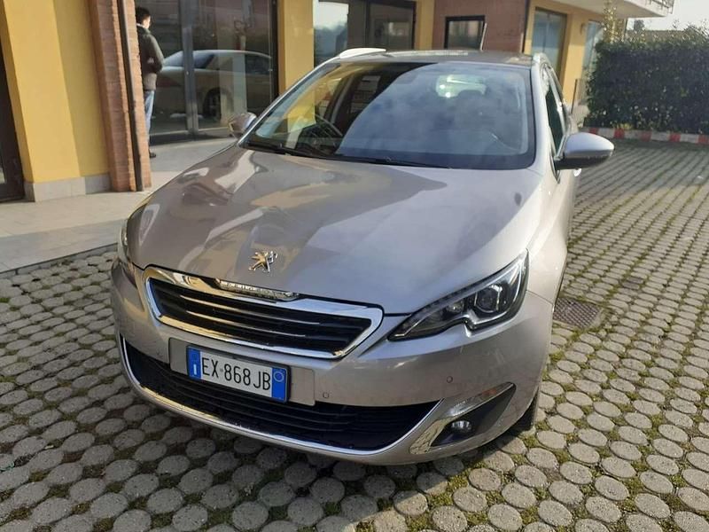 Argento Usata 2014 Peugeot 308 SW Business-Line Station wagon | 6700 € (Buon prezzo) - Immagine 1/4