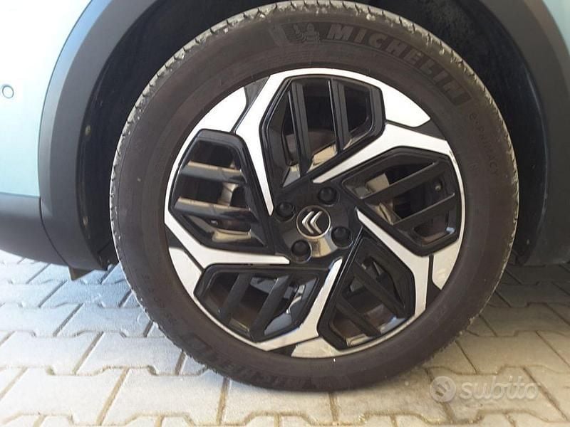 Usata Citroën C4 Shine 131 CV (96 kW) 2022 Verde Berlina