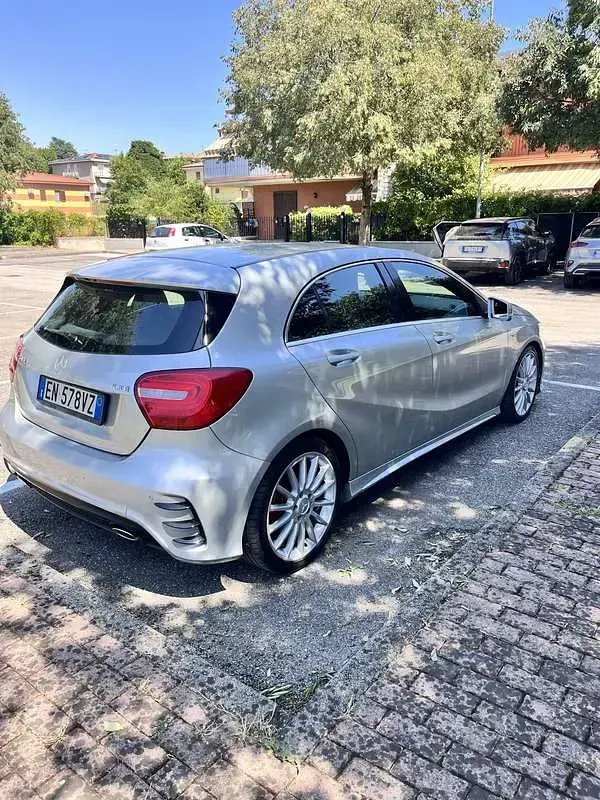 Usata Mercedes CLA180 Premium 109 CV (80 kW) 2013 Coupé