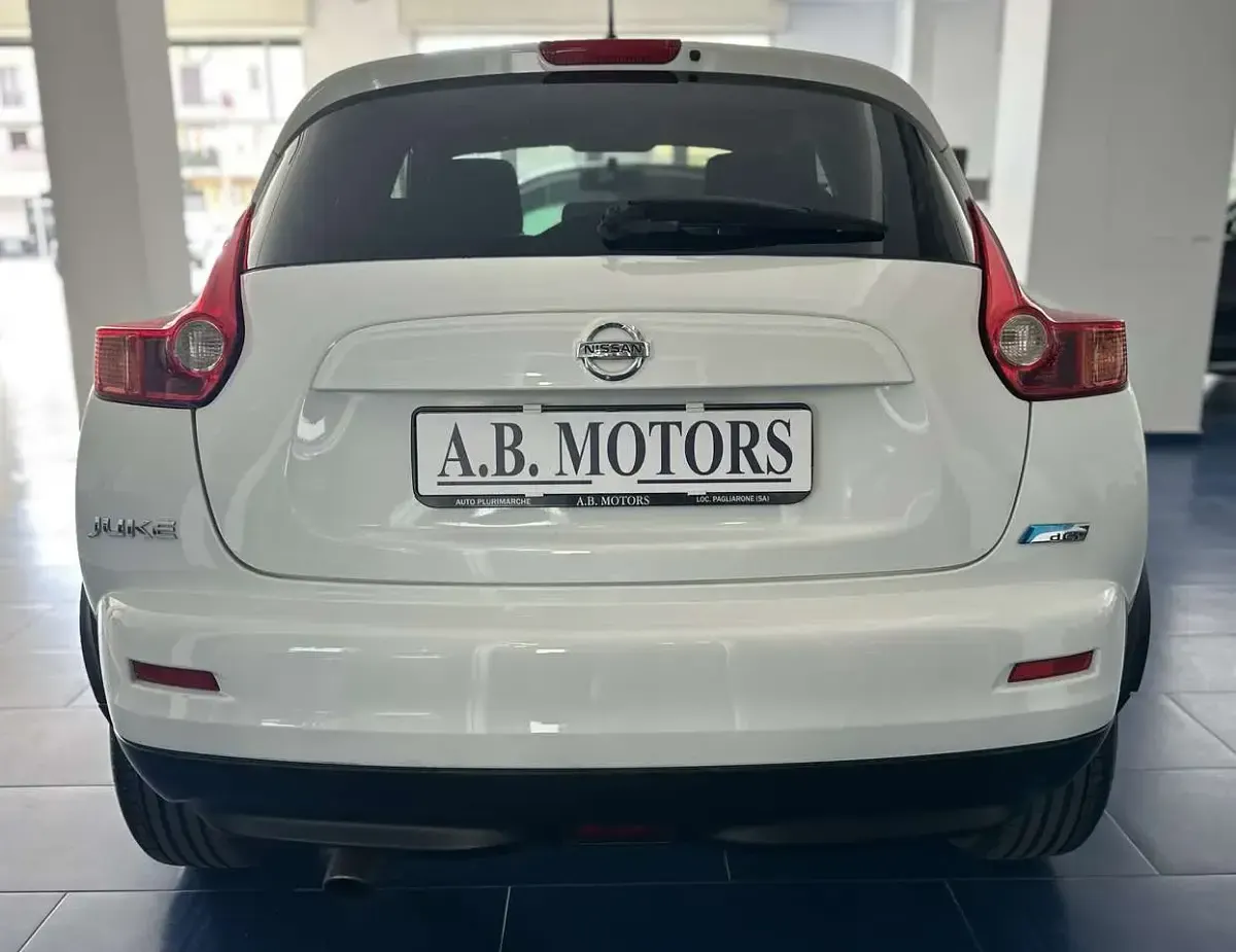 Usata Nissan Juke Acenta 110 CV (80 kW) 2013 Bianco SUV