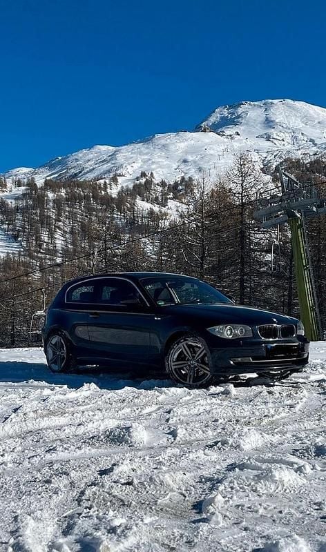 Usata BMW 123 204 CV (150 kW) 2008 Blu Utilitaria