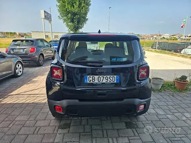 Usata Jeep Renegade Longitude 140 CV (102 kW) 2020 Bluazzurro SUV
