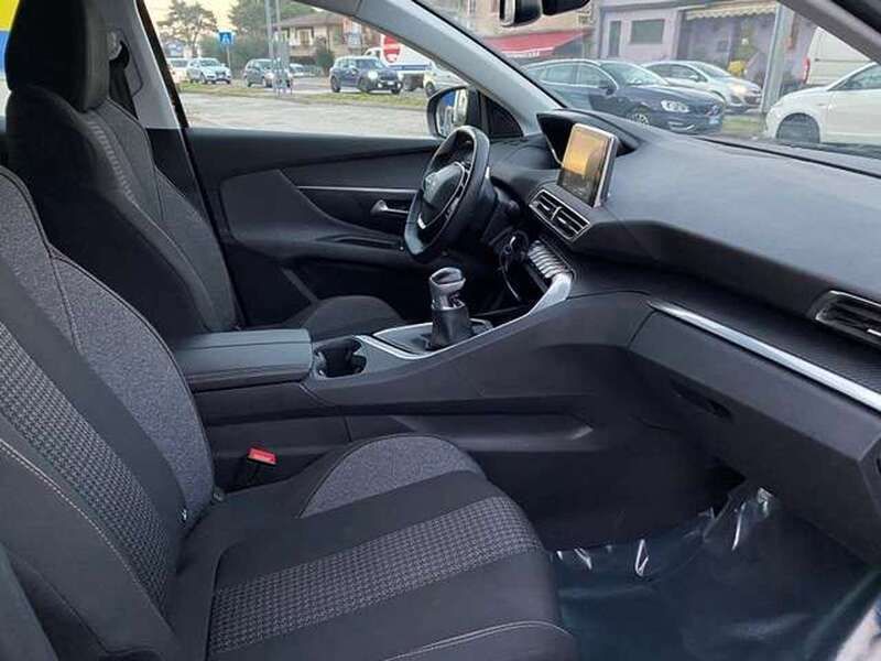 Usata Peugeot 3008 Business-Line 131 CV (96 kW) 2019 Grigio SUV