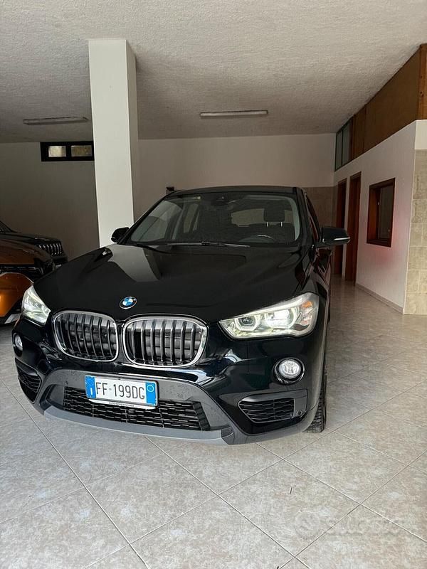 Usata BMW X1 Advantage 150 CV (110 kW) 2017 Nero SUV