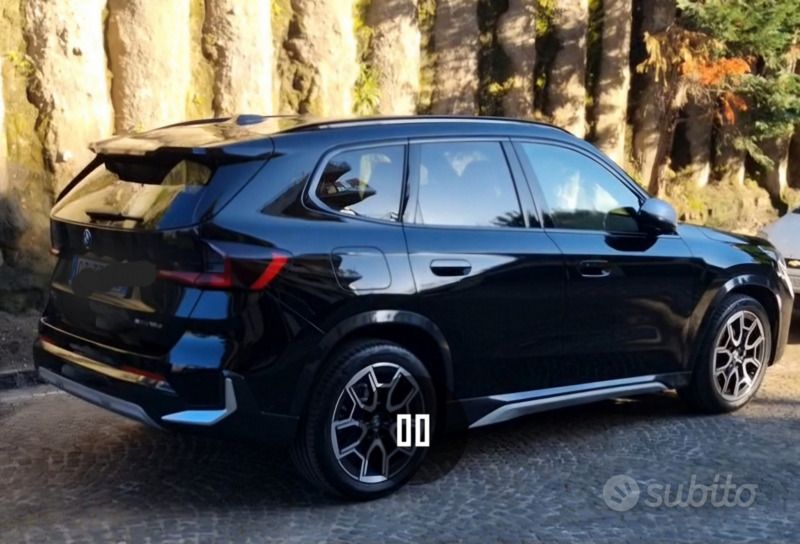 Begagnad BMW X1 150 HK (110 kW) 2024 Svart SUV