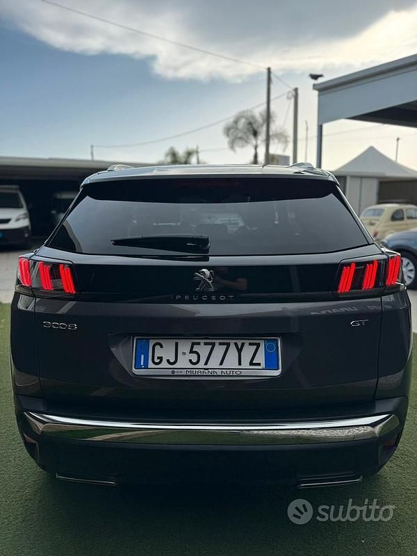 Usata Peugeot 3008 GT 131 CV (96 kW) 2022 Grigio SUV
