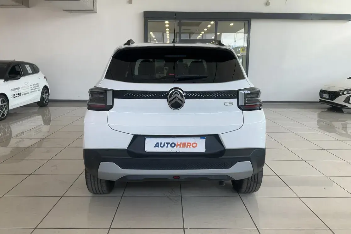 Nuova Citroën C3 101 CV (74 kW) 2026 Bianco SUV