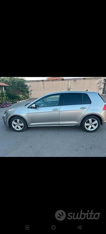 Usata VW Golf VII Highline 110 CV (80 kW) 2016 Grigio Berlina