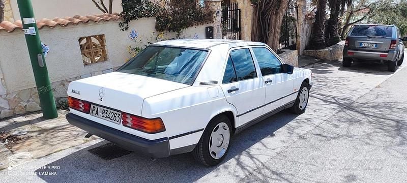 Usata Mercedes 190 1986 Bianco Berlina