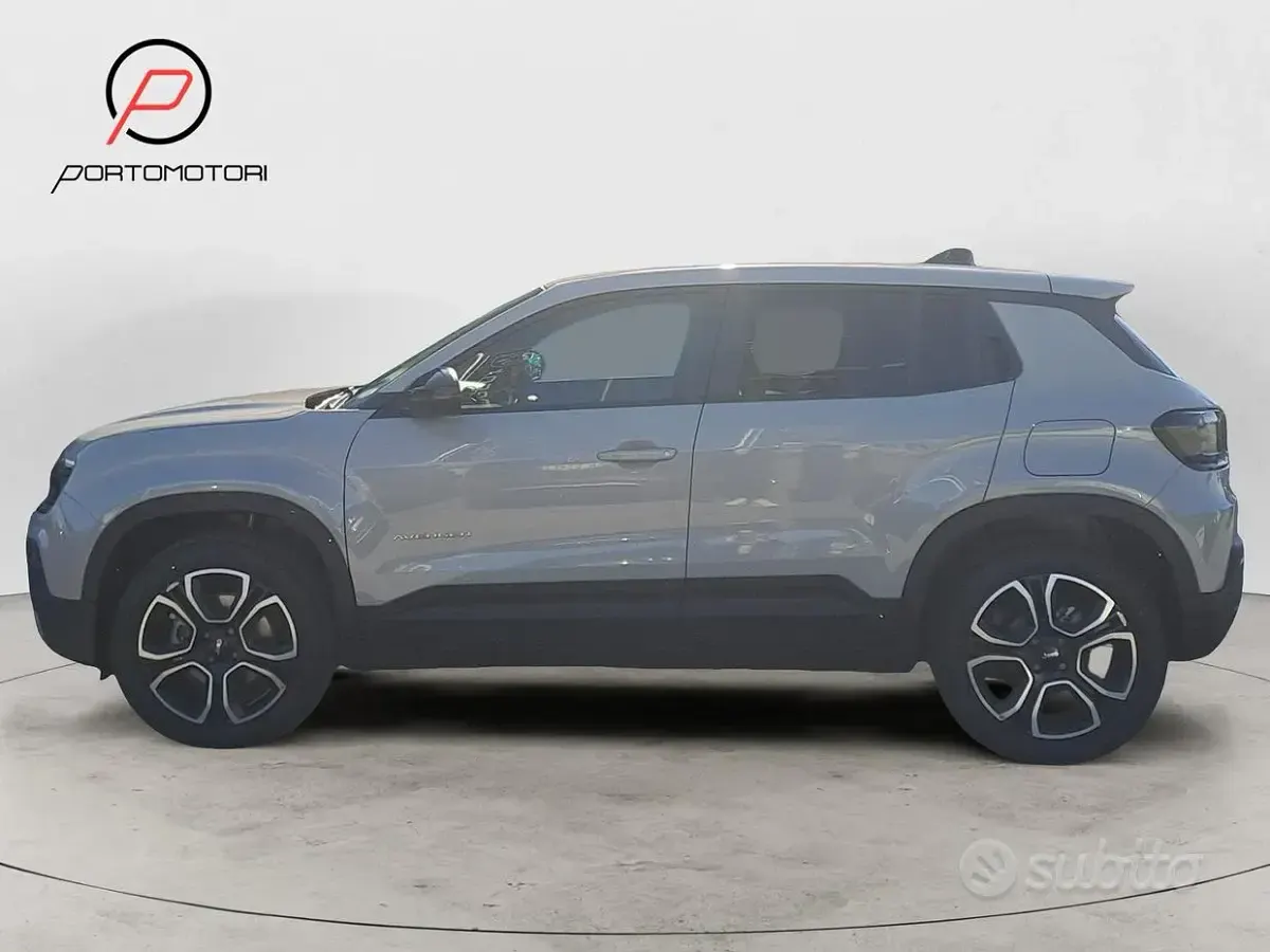 Nuova Jeep Avenger Summit 101 CV (74 kW) 2026 Beige SUV