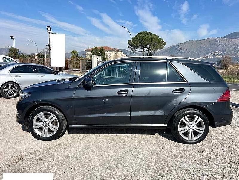 Usata Mercedes GLE250 204 CV (150 kW) 2016 Grigio Station wagon