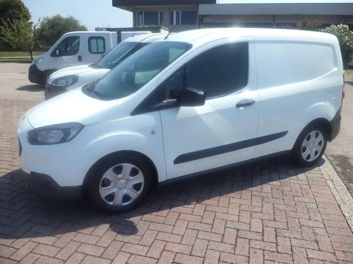 Usata Ford Transit Trend 75 CV (55 kW) 2022 Bianco Furgone