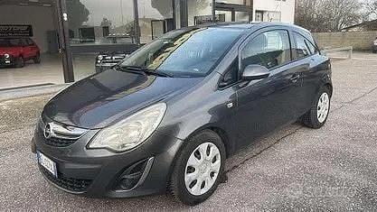 Usata Opel Corsa 2012 Grigio Utilitaria