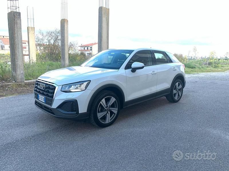 Usata Audi Q2 Admired 116 CV (85 kW) 2021 Bianco SUV