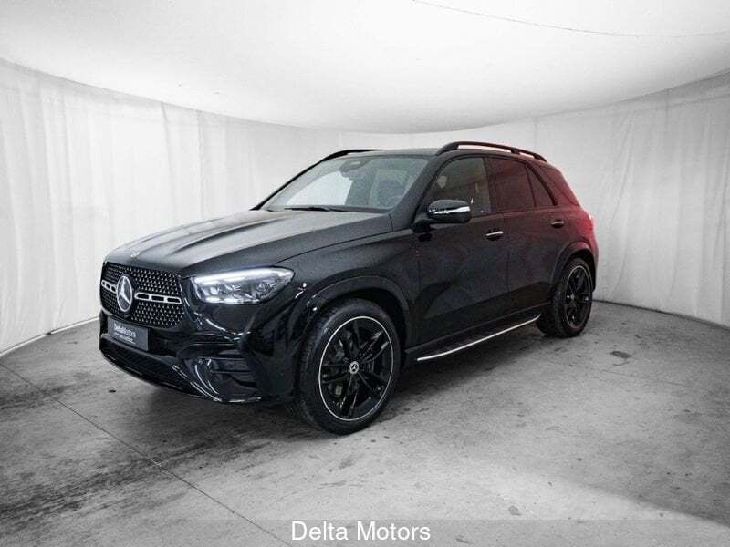 Nero Nuova 2025 Mercedes GLE300 AMG Line Premium SUV | 88.635 € (Buon prezzo) - Immagine 1/4