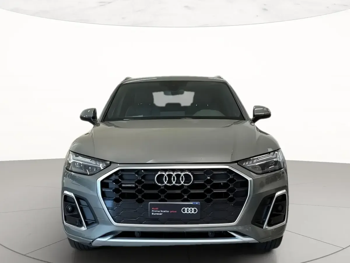Usata Audi Q5 S-Line 2025 Grigio chronos metallizzato SUV