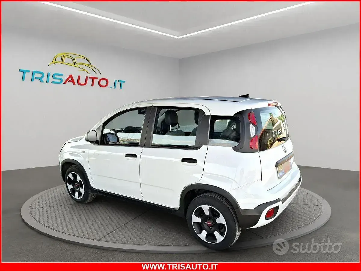 Usata Fiat Panda Cross Cross 70 CV (51 kW) 2023 Bianco Utilitaria