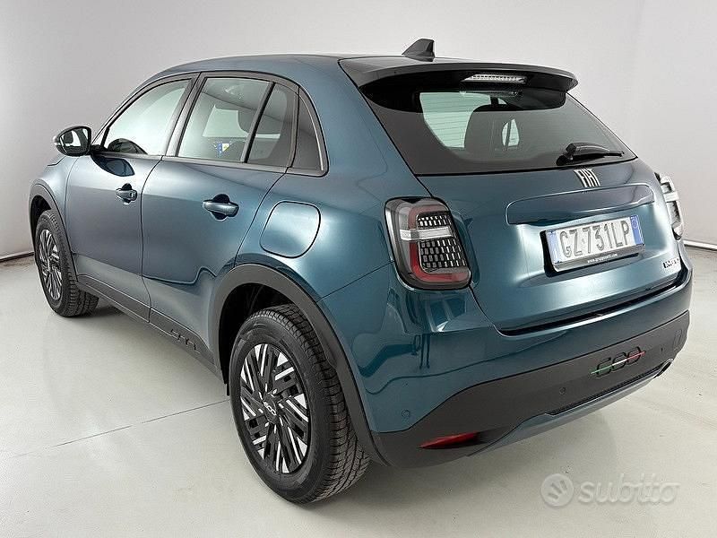 Usata Fiat 600 110 CV (80 kW) 2025 Verde SUV