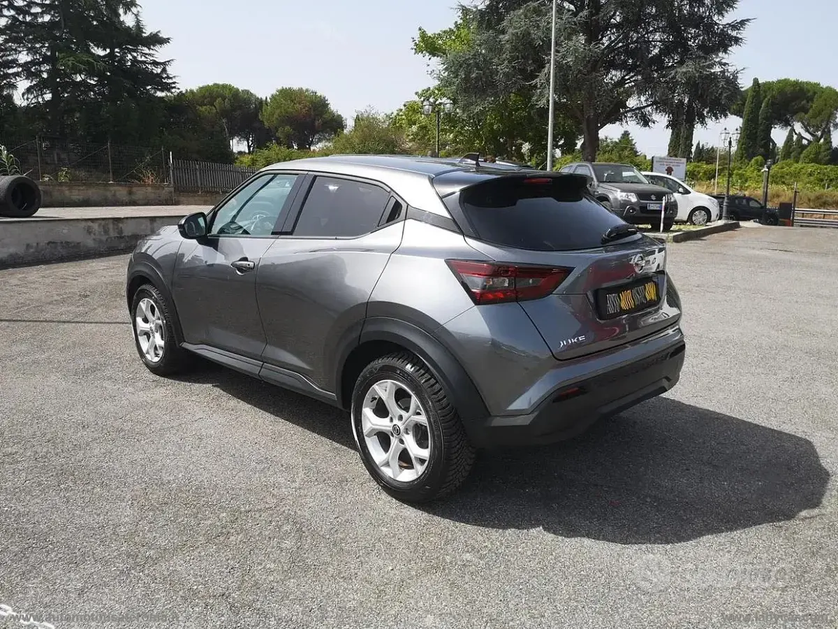 Usata Nissan Juke N-Connecta 117 CV (86 kW) 2021 Grigio SUV