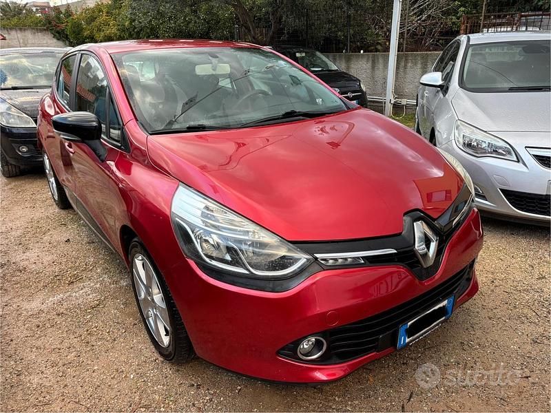 Usata Renault Clio IV 90 CV (66 kW) 2012 Rosso Berlina