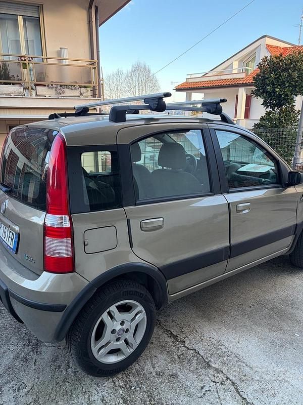 Usata Fiat Panda 60 CV (44 kW) 2008 Marrone Utilitaria
