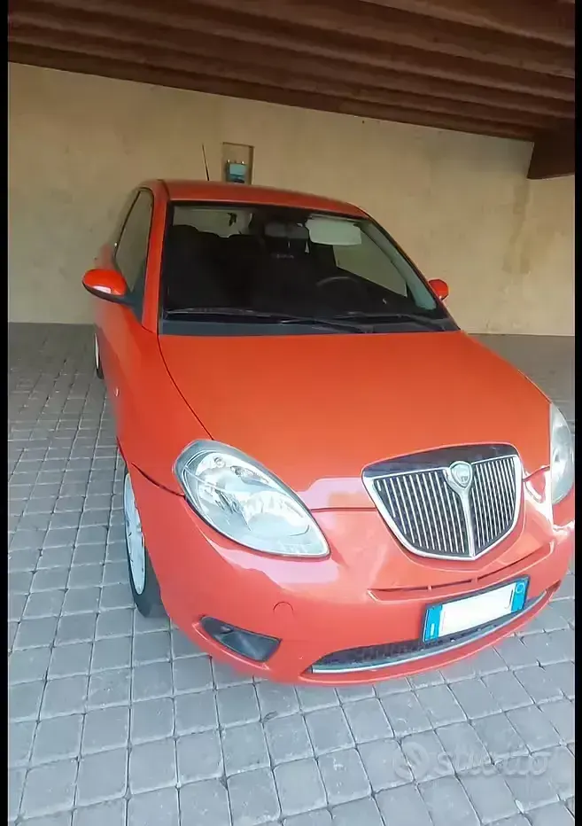 Usata Lancia Ypsilon 95 CV (69 kW) 2009 Utilitaria