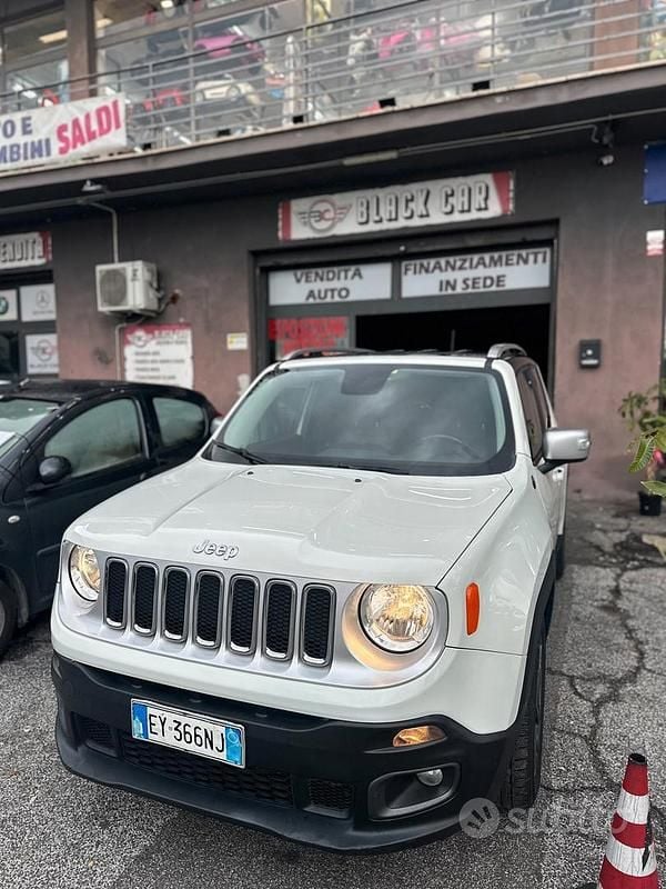 Usata Jeep Renegade Opening Edition 120 CV (88 kW) 2015 Bianco SUV