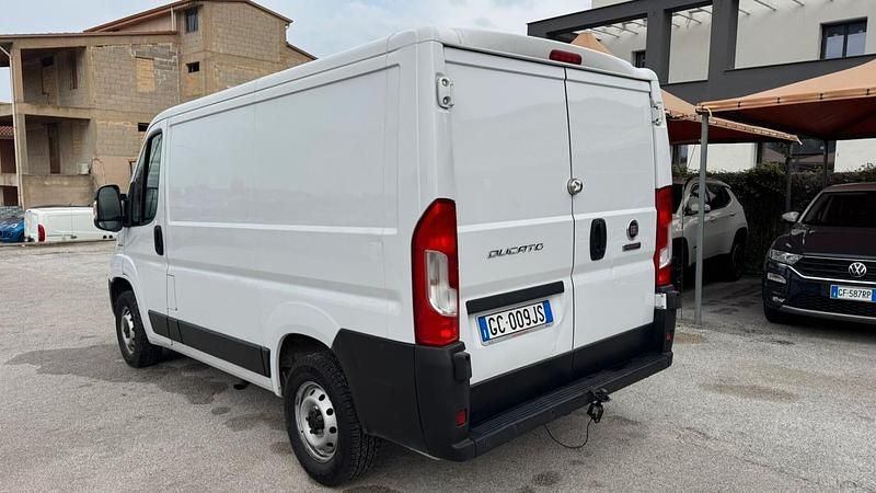 Begagnad Fiat Ducato 33 119 HK (87 kW) 2020 Vit Van