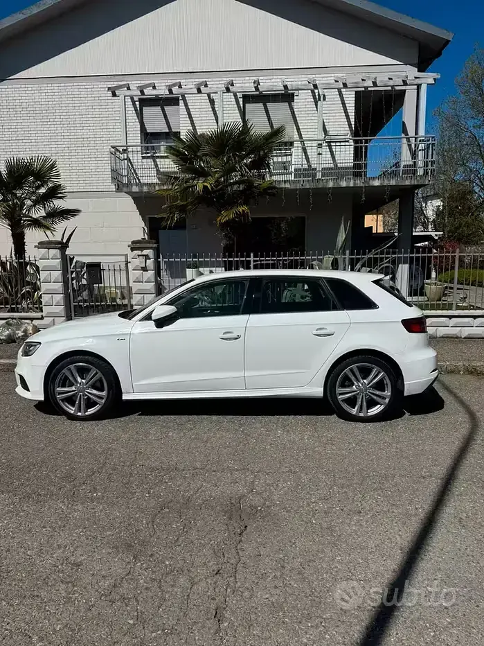 Usata Audi A3 S-Line 150 CV (110 kW) 2019 Bianco Berlina