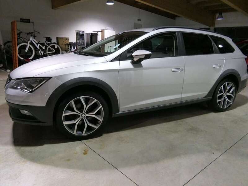 Usata Seat Leon X-Perience 116 CV (85 kW) 2017 Grigio scuro metallizzato Station wagon