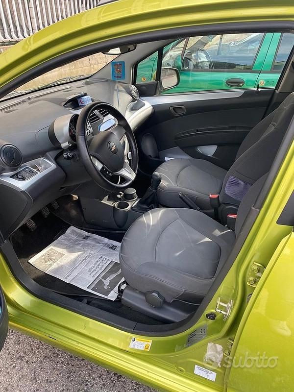 Usata Chevrolet Spark 81 CV (59 kW) 2012 Verde Utilitaria