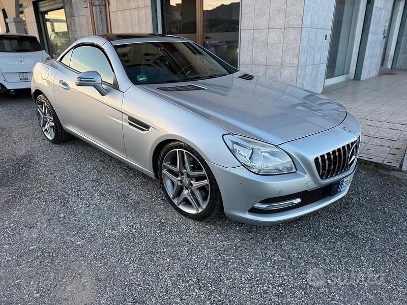 Usata Mercedes SLK250 Premium 203 CV (149 kW) 2014 Grigio Cabrio