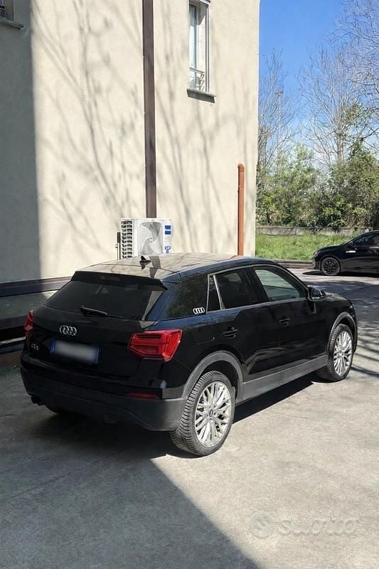 Usata Audi Q2 Premium 116 CV (85 kW) 2016 Nero SUV