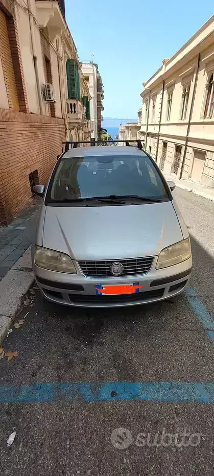 Usata Fiat Idea 95 CV (69 kW) 2011 Grigio Monovolume