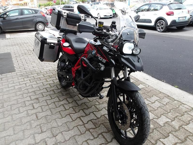 Usata BMW 700 74 CV (54 kW) 2015 Marrone