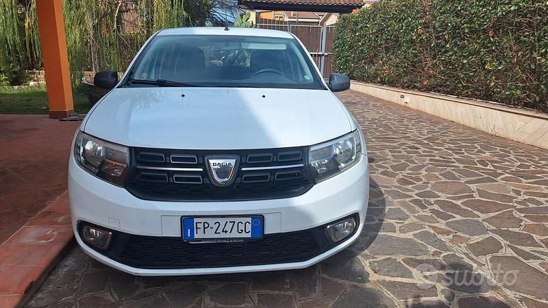 Usata Dacia Sandero 90 CV (66 kW) 2018 Bianco Utilitaria