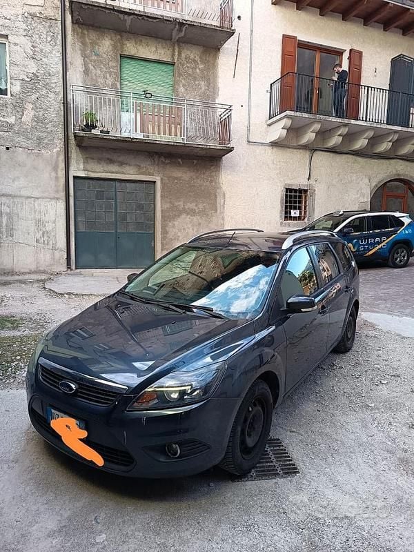 Usata Ford Focus 110 CV (80 kW) 2010 Station wagon