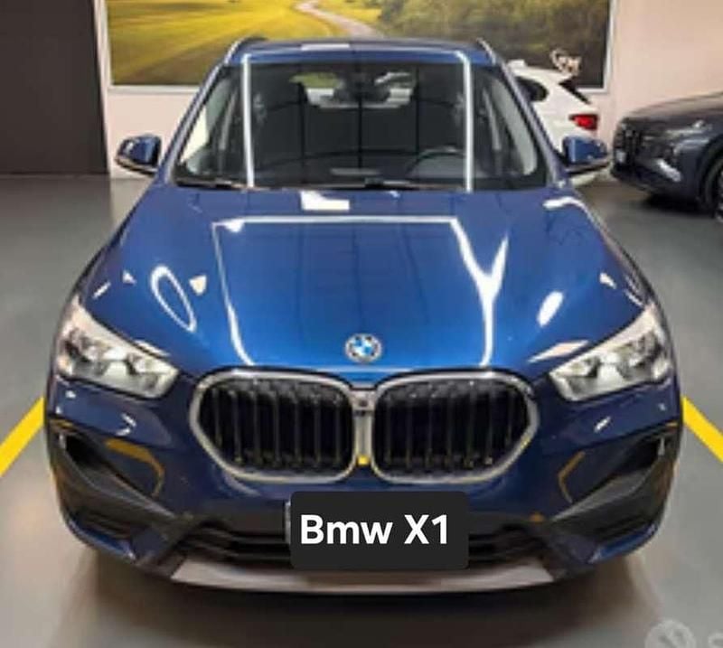 Blu/azzurro Usata 2021 BMW X1 Advantage SUV | 15.999 € (Super prezzo) - Immagine 1/4