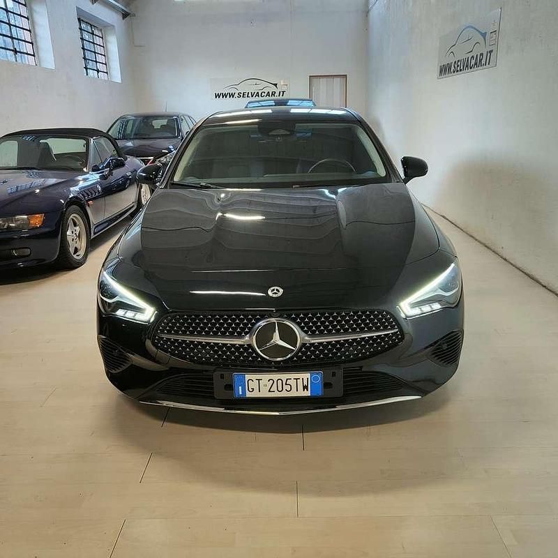 Usata Mercedes CLA180 Shooting Brake Executive 116 CV (85 kW) 2024 Other Station wagon