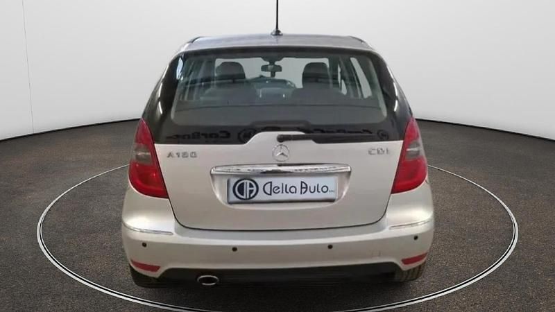 Usata Mercedes A180 Avantgarde 108 CV (79 kW) 2008 Argento Berlina
