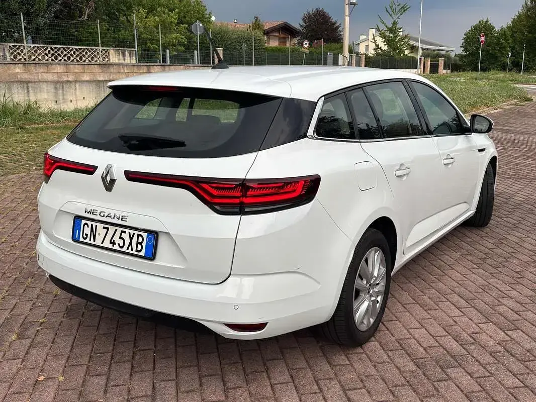 Usata Renault Mégane IV Equilibre 116 CV (85 kW) 2023 Bianco Station wagon