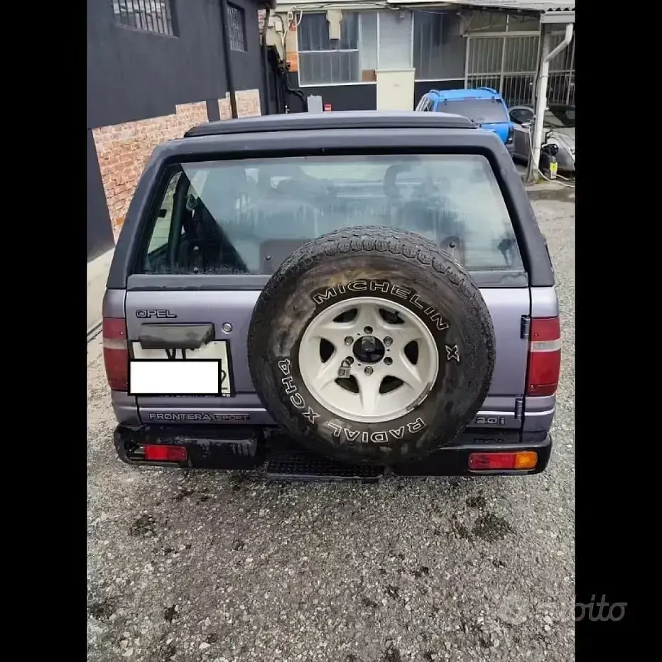 Usata Opel Frontera Sport 116 CV (85 kW) 1993 Blu SUV