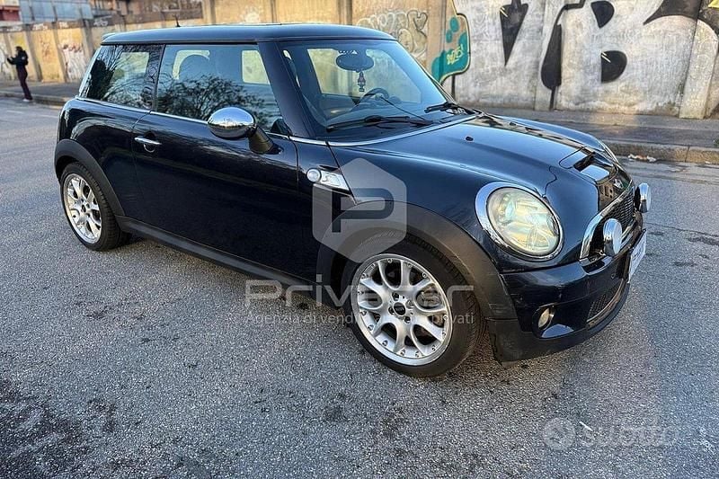 Usata Mini Cooper S 174 CV (127 kW) 2008 Verde Utilitaria